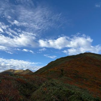 朝日連峰、名水の山行(日暮沢登山口〜西朝日岳〜大朝日岳〜小朝日岳