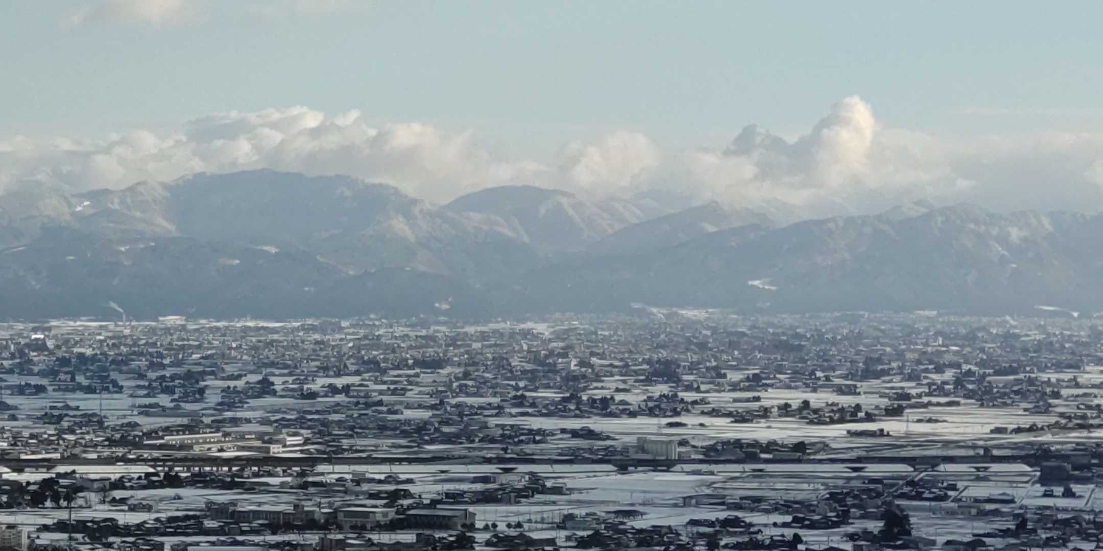 牛岳とnantoka山は見えました。