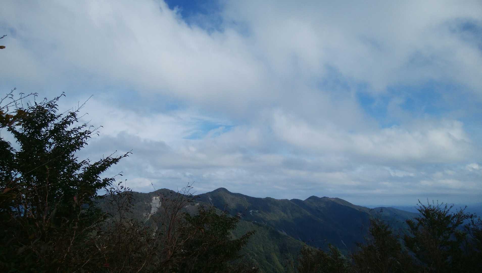 あそこから歩いてきたんだね
スゴイ😉👍