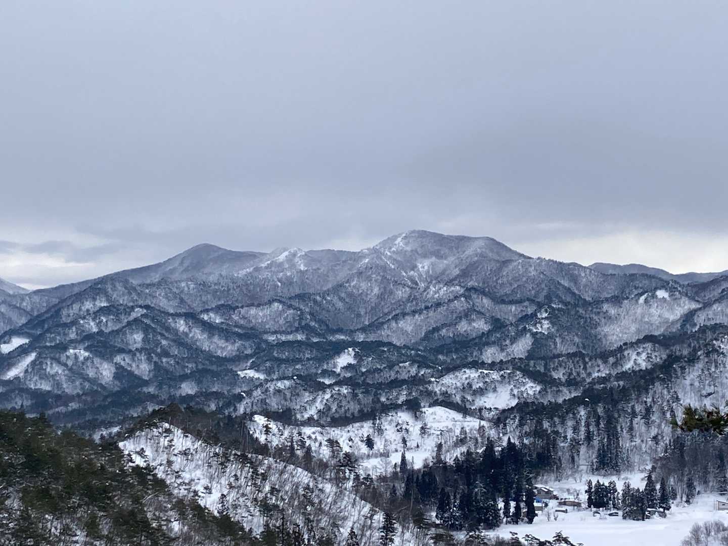 古館山⛰登り途中から
豪士山⛰駒ヶ岳⛰の山容がはっきりと😁