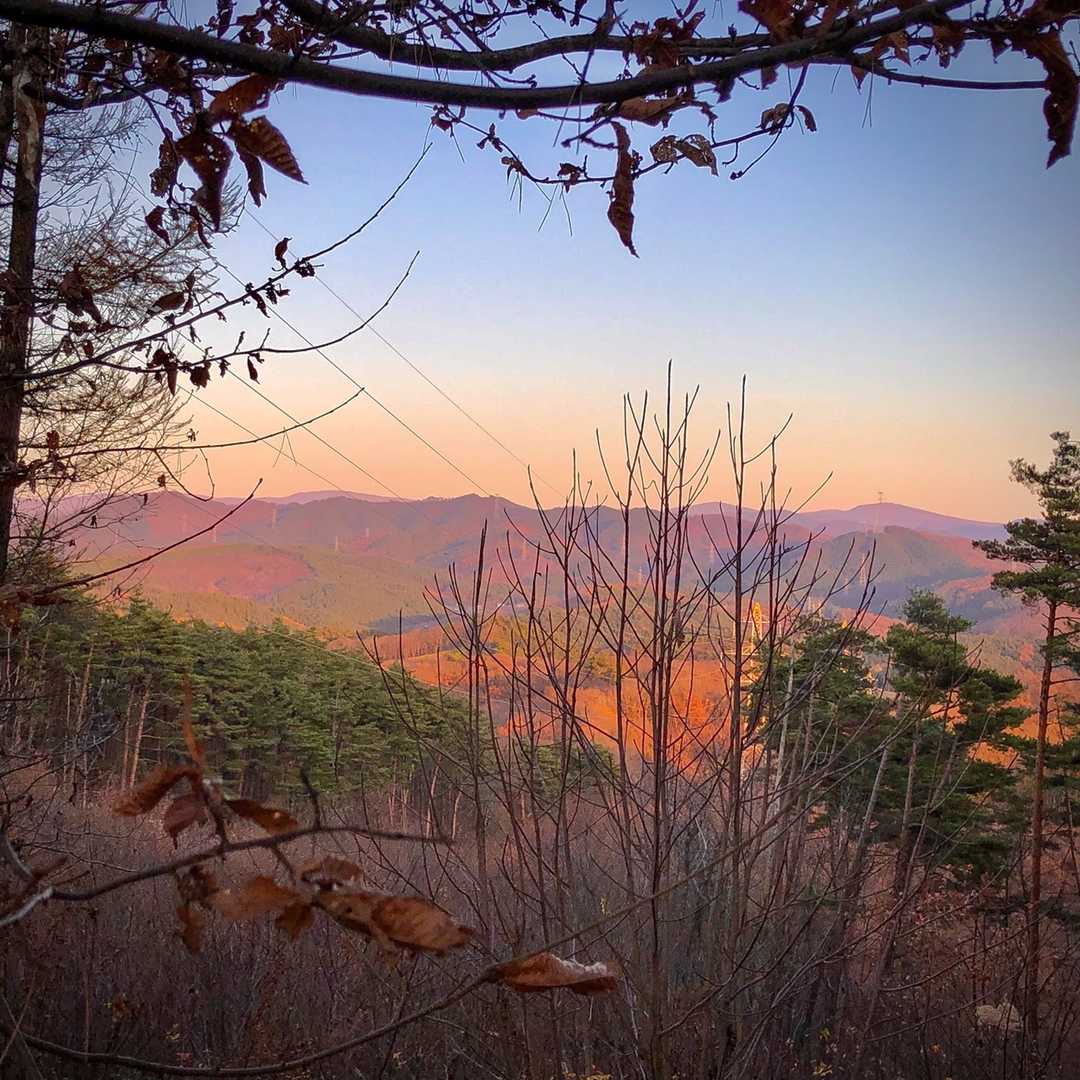 夕暮れを見ながら下山します。
ありがとうございました。