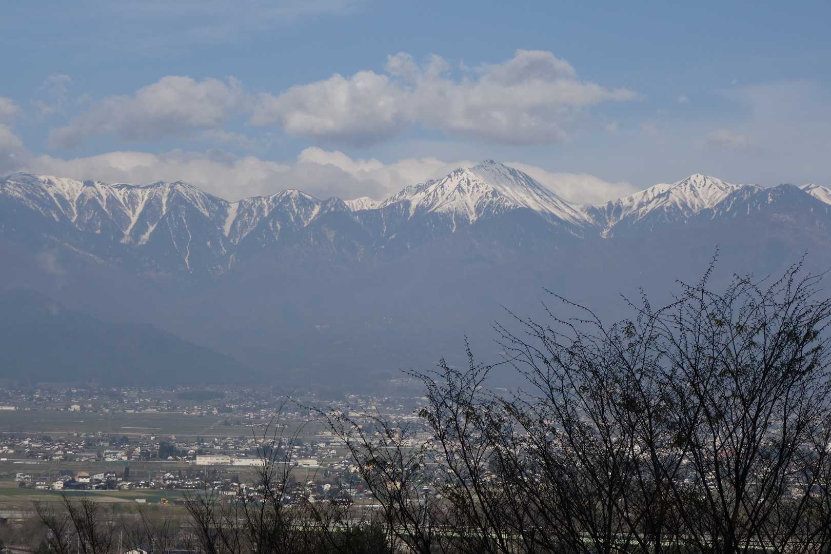 常念岳が迫力です。