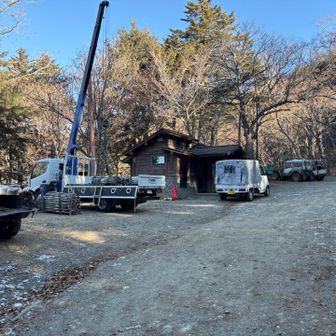 こちらは作業車のみの駐車場