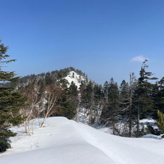 女鹿岳から男鹿岳
