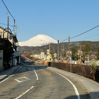 駅から出たら富士山が目の前