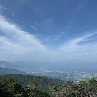 大霧山──
伐採で武甲山がバッチリ👀