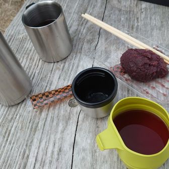 金立山直下の展望所でコーヒータイム☕お茶受けにはおはぎ🤤
すべてH I RO爺さんがご用意して下さいました( ；∀；)ｱﾘｶﾞﾀﾔｱﾘｶﾞﾀﾔ