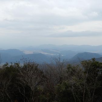 前回同様霞んでる