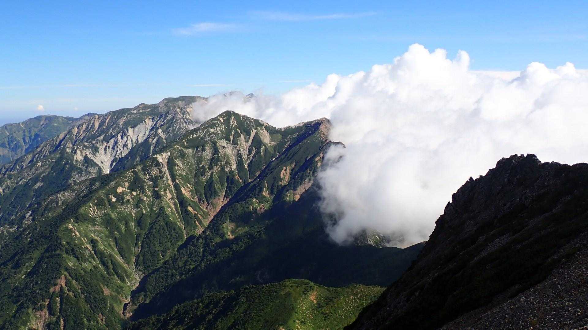 でも登山者を魅了するには充分な景色です✨✨✨