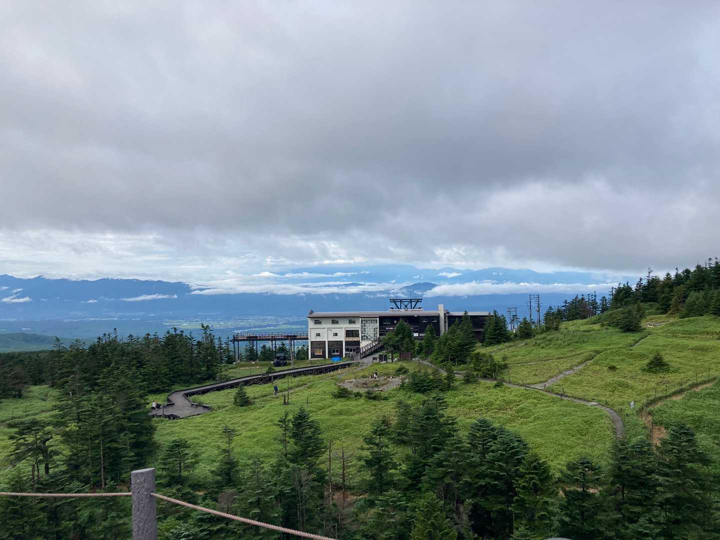 山頂駅-北横岳-雨池峠-縞枯山 周回コースの写真
