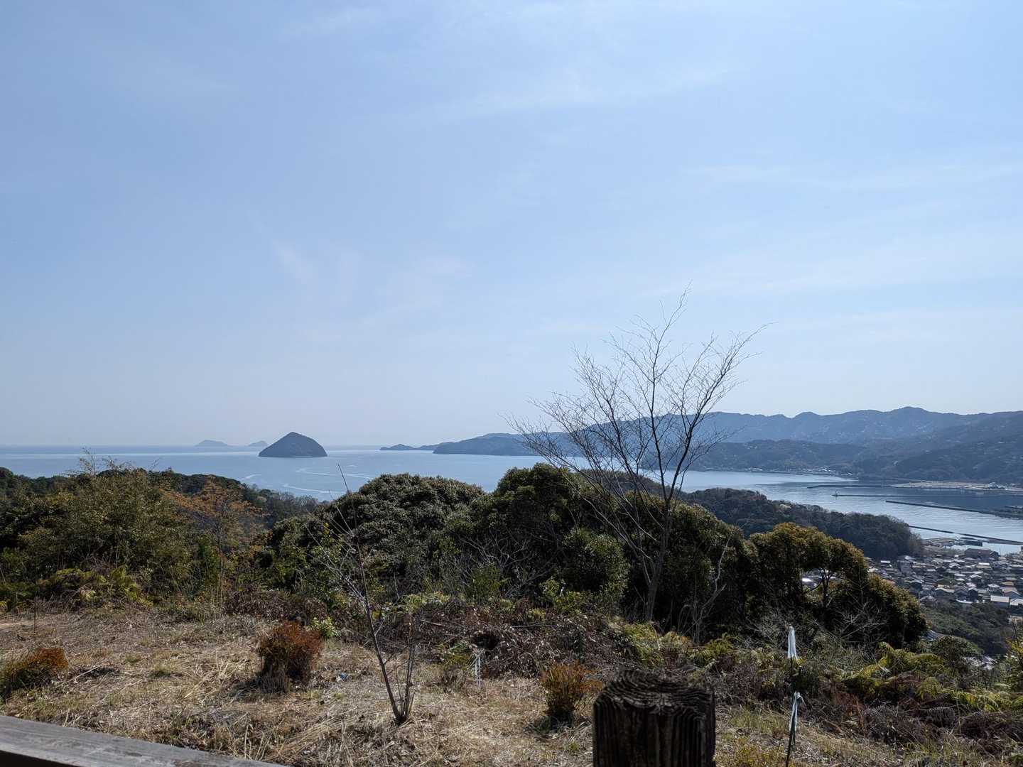 途中の展望台から