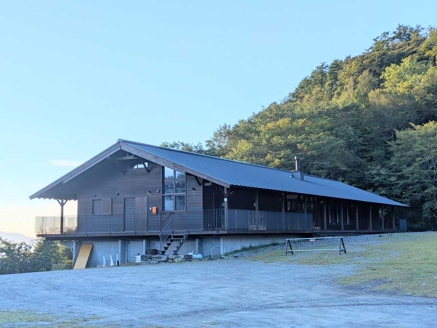 
サクさん、keiさん、とむしば隊長、マーボさん

仲間と登る、特別な大普賢岳遠征だ！
