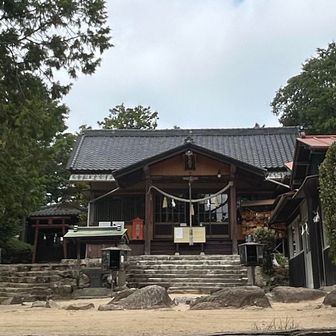 龍ノ口八幡宮
ちゃんとお賽銭入れて沢山のお願いしておきました。