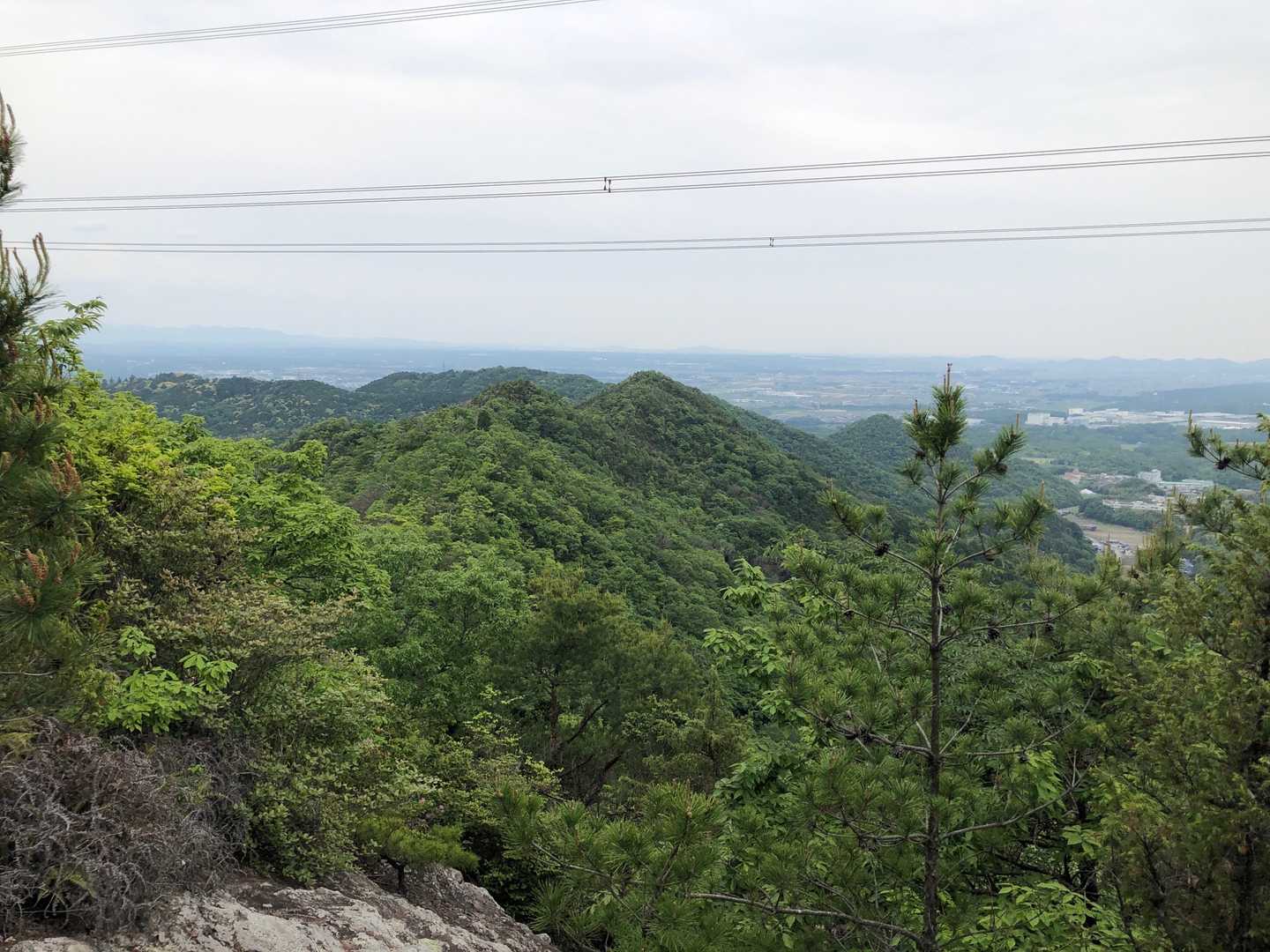 ずっと歩いてきた山々