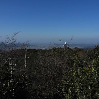 西方面は木が邪魔してあまり眺望はよくないです