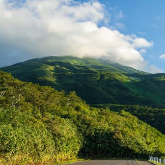 早朝の湯の台駐車場から