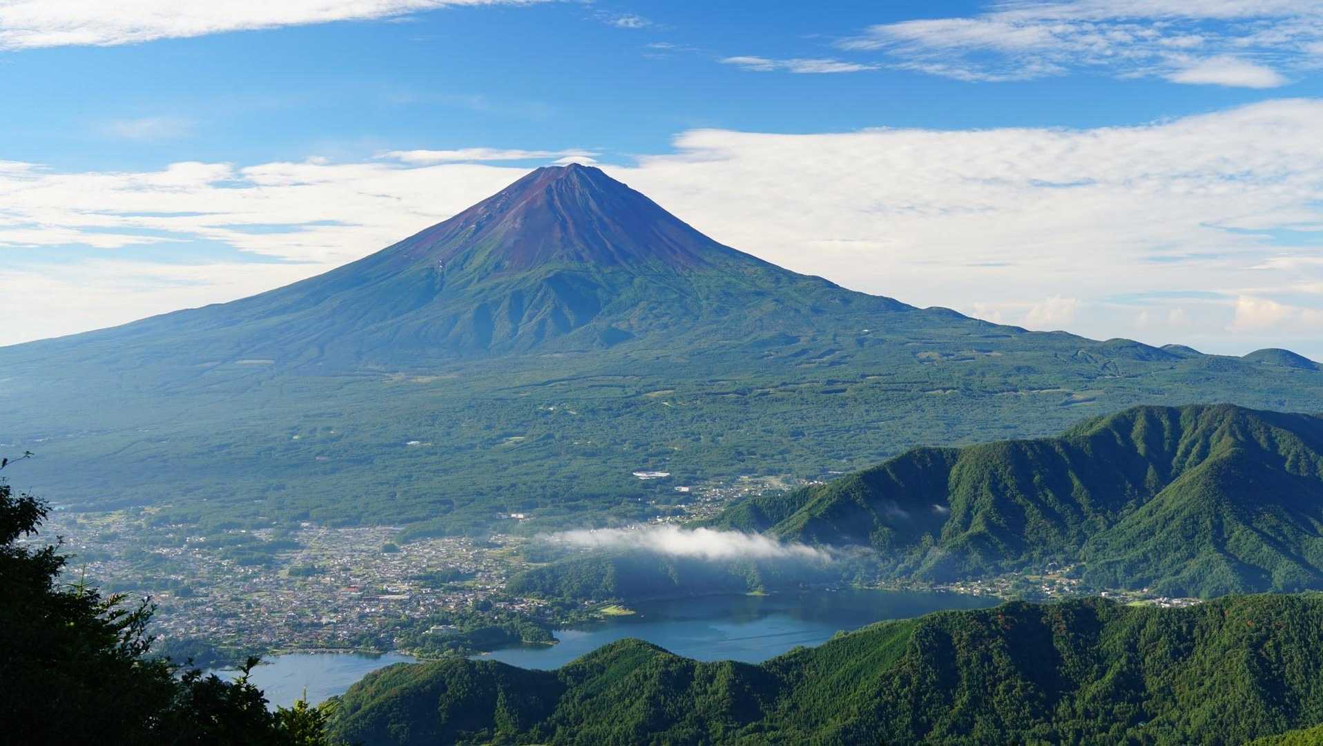 御坂峠-カネ山-御坂山-観音平山-旧御坂峠-コブ岩ノ頭-御 縦走コースの写真
