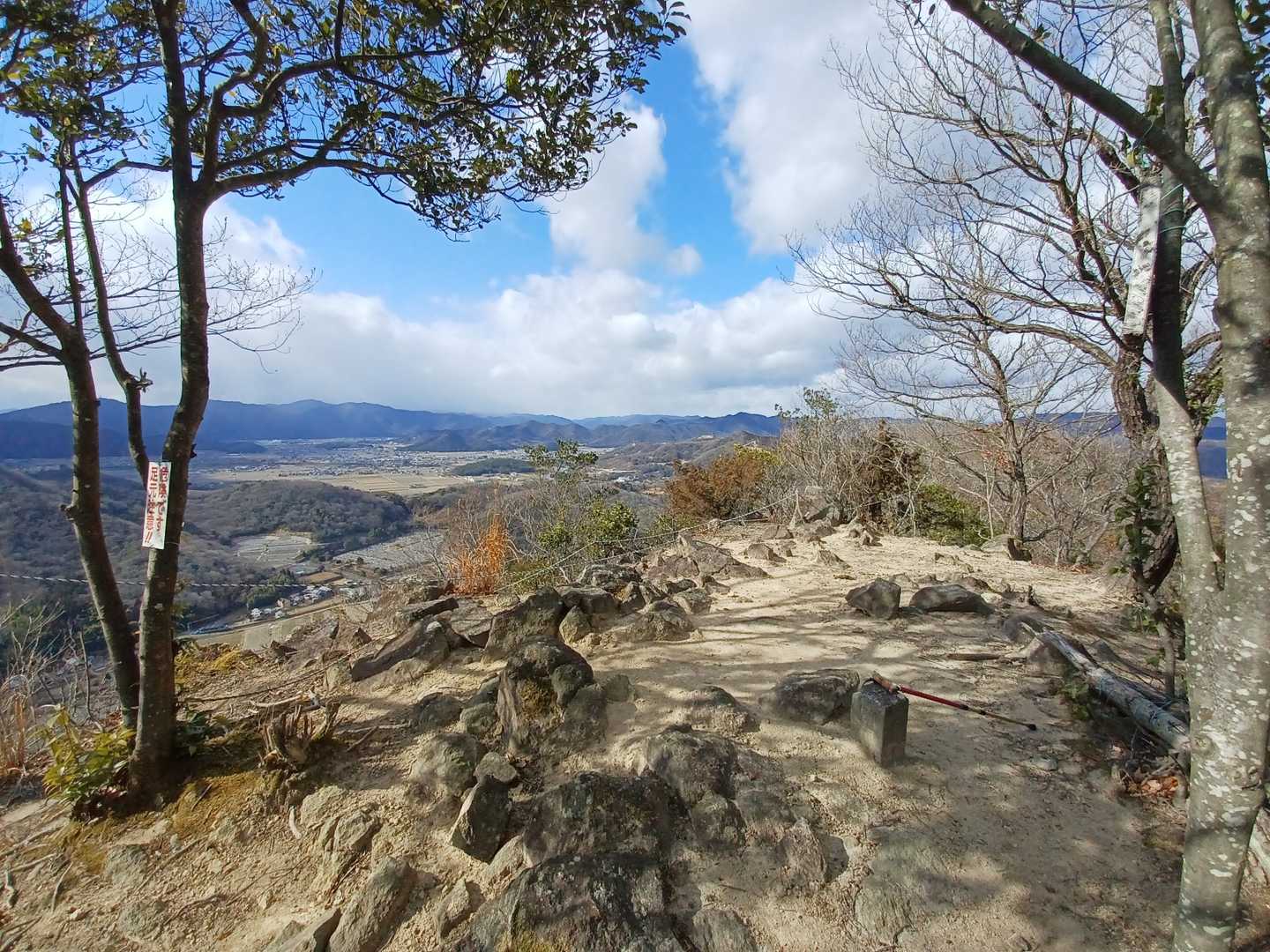 とんがり山頂上からの眺め😍