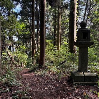 頭の屋根落ちた灯篭横は角原のHコースかな