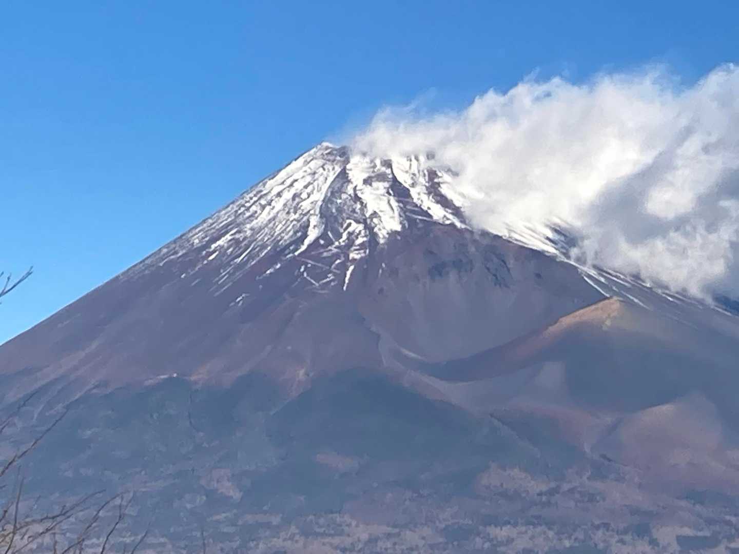 富士山と宝永山
来年登ろう－💪…と思う😅