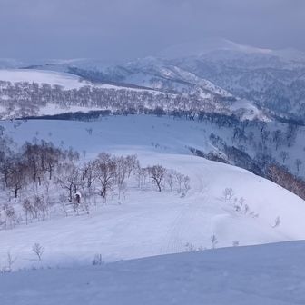 余市、キロロへ続く尾根。