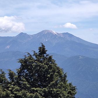 目の前に御嶽山
