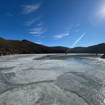 真ん中も歩けるようです😁