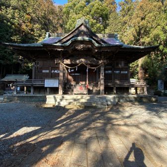 與瀬神社 ⛩️ 下山のお礼参りしました。