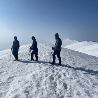 遠くは霞んでイマイチながら太陽がありがたい☀️