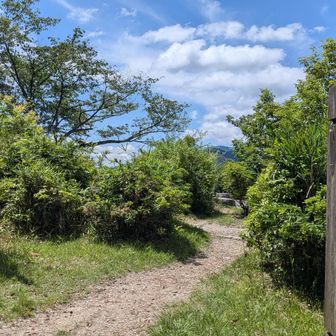 二上山雌岳　山頂