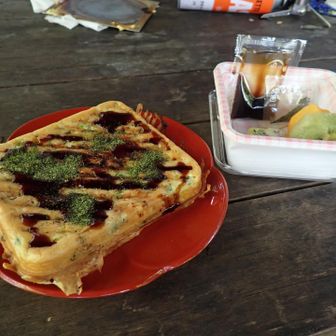 いくみシェフがお好み焼き
焼いてくれます