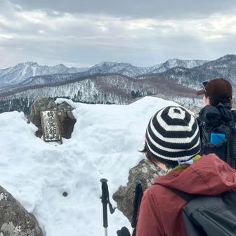 看板もだいぶ古くなってきました。