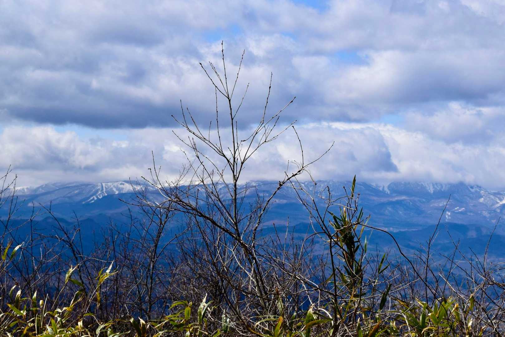 安達太良山方面は雲☁️