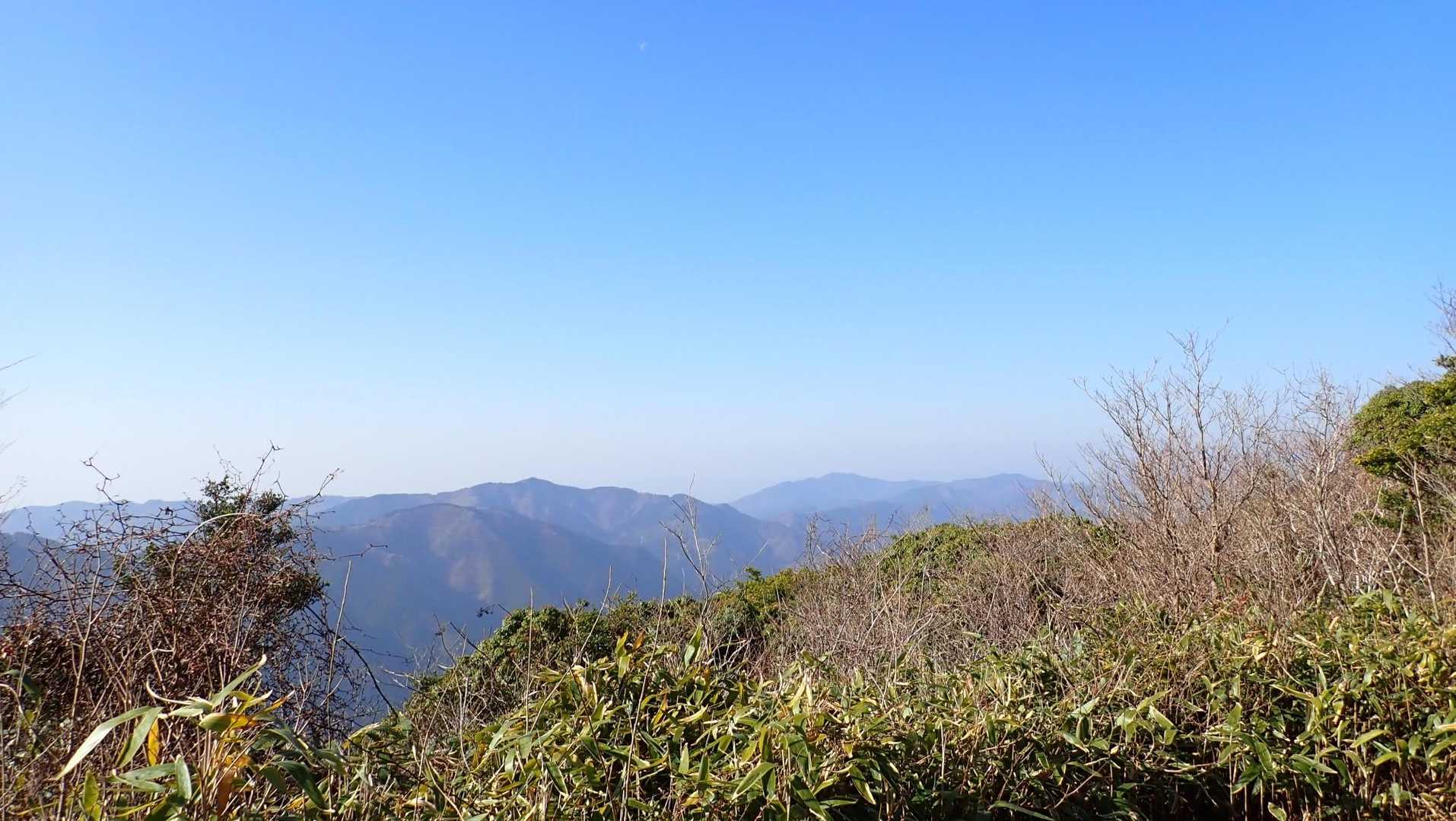 初めて来たところは位置関係もどれが何山とかわからず、途中とか帰りくらいには色々見たり調べたりでなんとなくわかるくらいになったりで