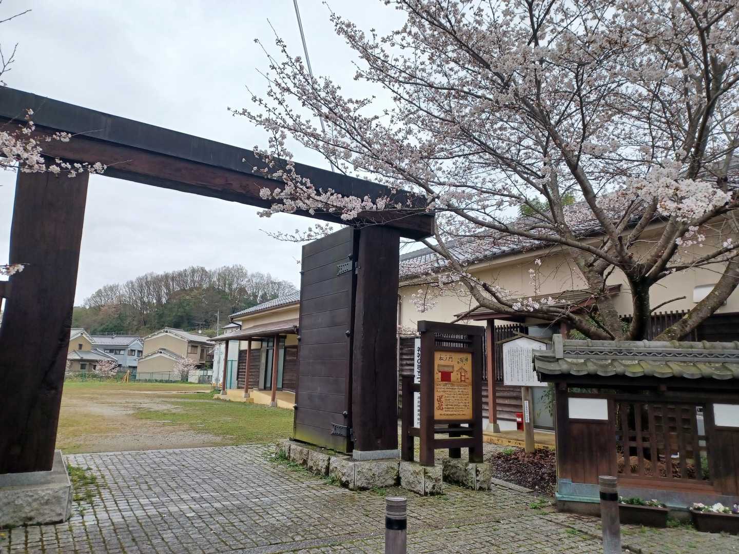 談山神社バス停-竜在峠-城ヶ峰-滝畑-芋ヶ峠-高取山-壺阪 縦走コースの写真