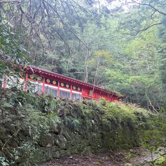 市房山神宮　本宮