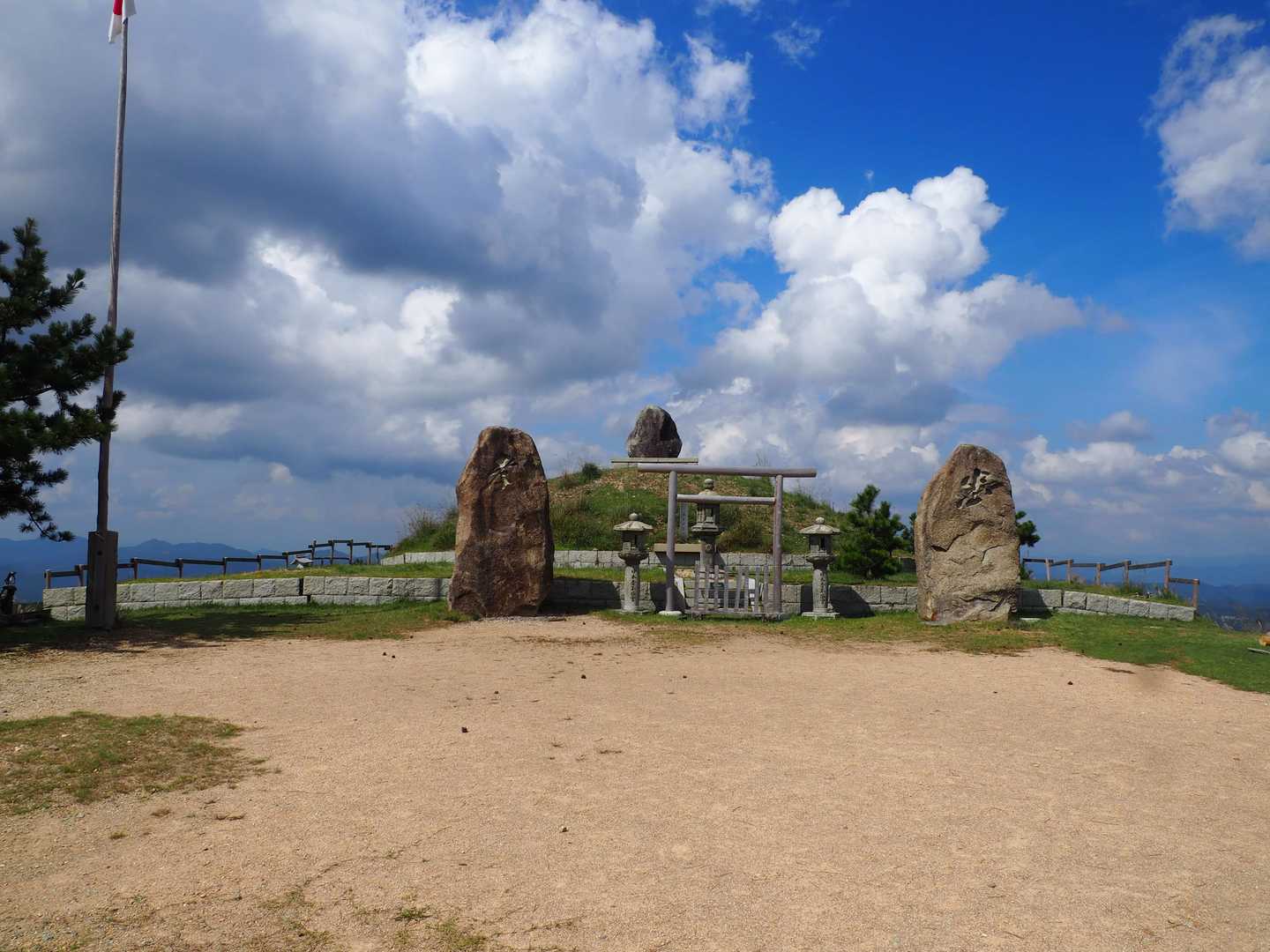 深山の山頂