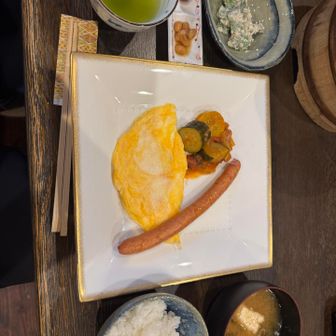 朝食　