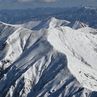 稜線が良く見えます