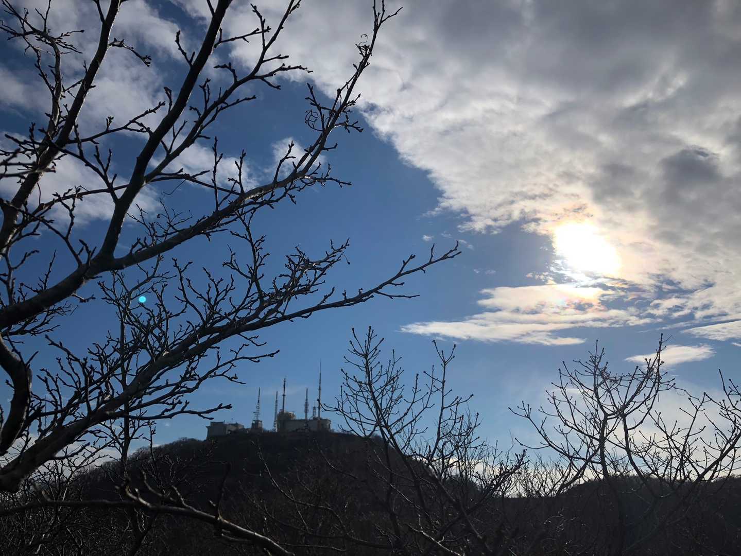良い景色🤩彩雲かなぁ〜🎶