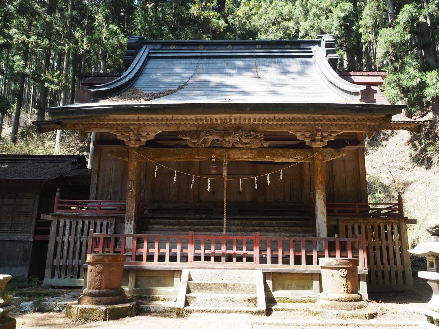 下山です。こちらでお参り。
それでは、今日も楽しい山行ありがとう。