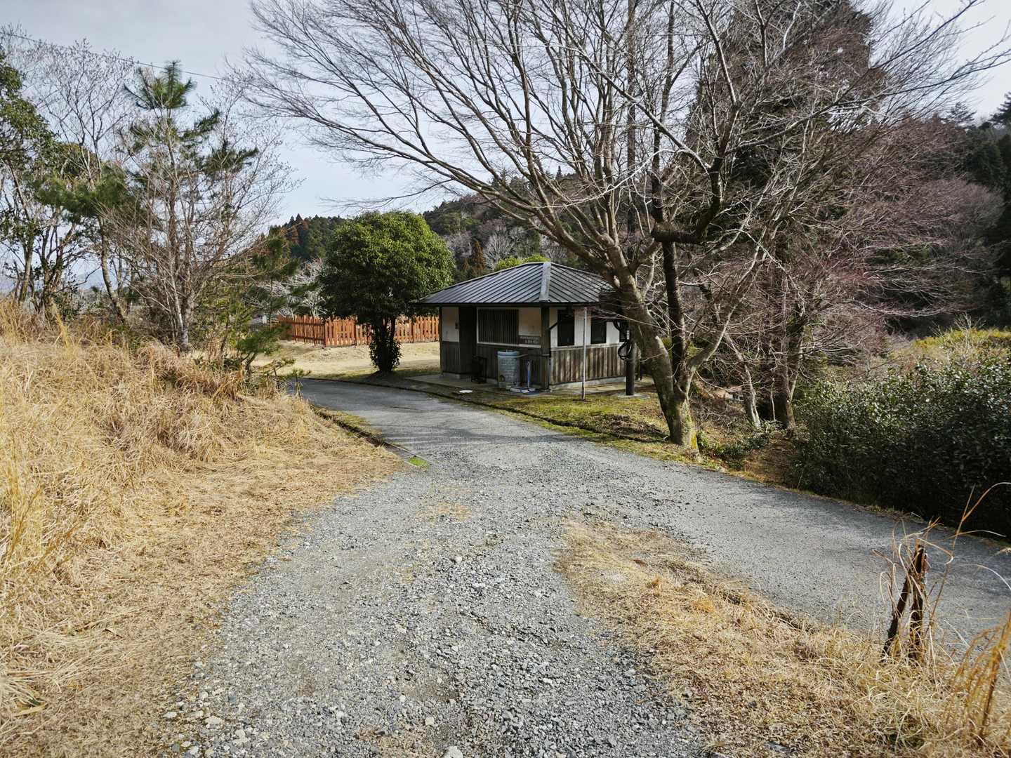 出発点。
トイレもある。