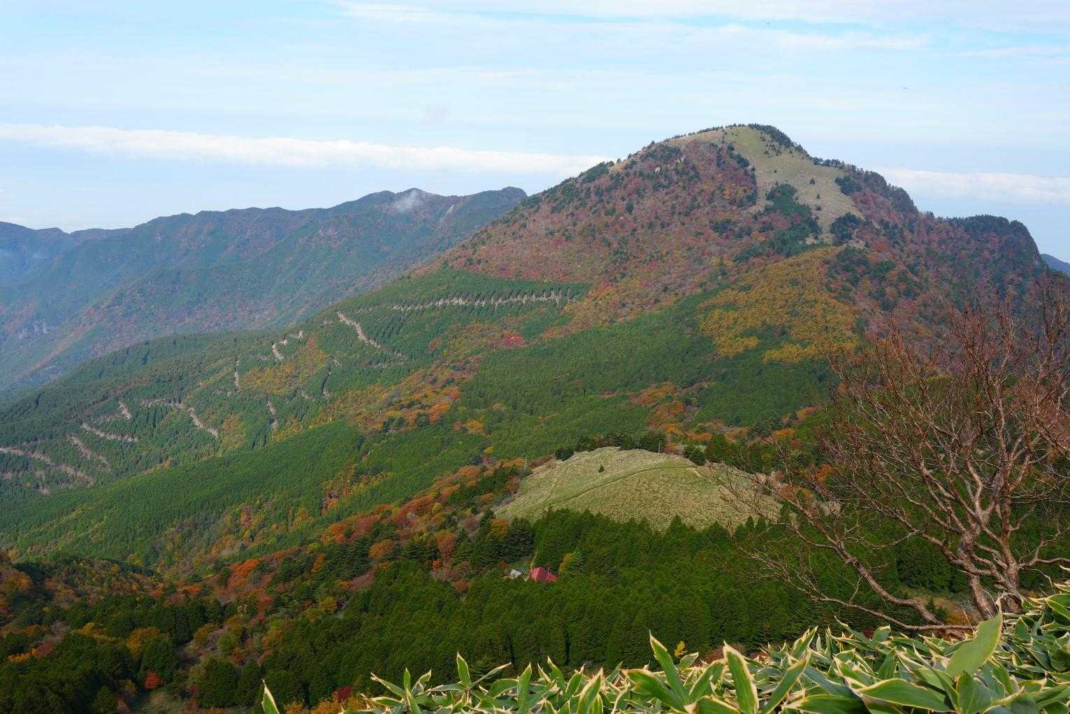 ドーンと沓掛山