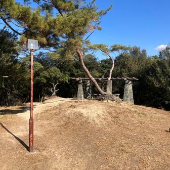 こちらは琴弾山山頂。