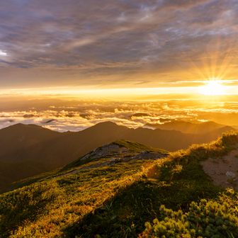 高曇りの雲に入るまでの約10分間のマジックアワー