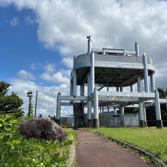猿倉山の風の城