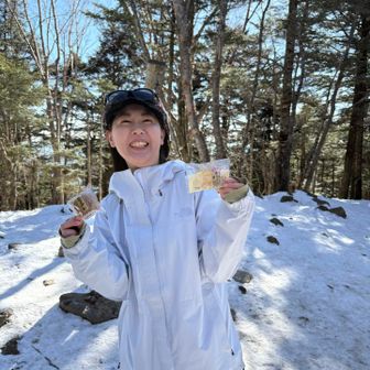 山行美味しいおやつ対決
通りもん　対　なごやん。
結果はドロー。🤭
なごやん、引き分けの美学でした。