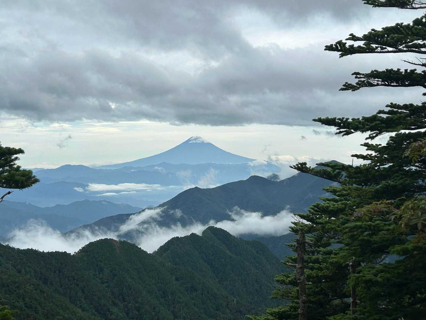 甲武信ヶ岳 周回コースの写真