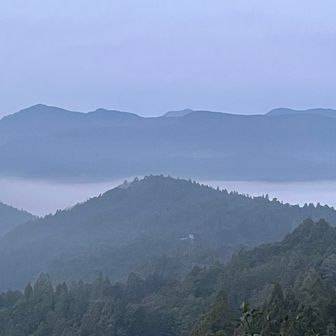 翌日、朝5時に出発。14時着を目指します。