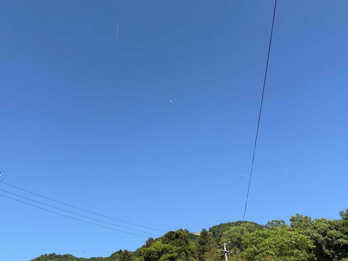 パラグライダーさん映ってます🪂